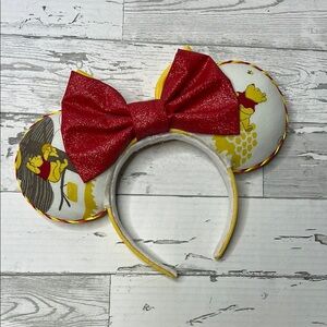 Winnie the Pooh double sided ears